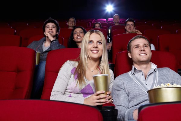Pourquoi regarder un film dans une salle de cinéma à Tours ?
